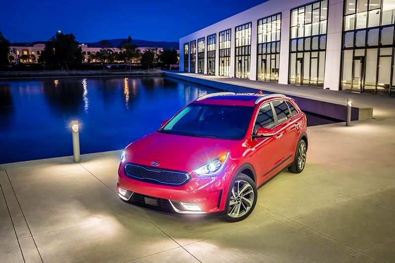 Illustration for article titled The 2017 Kia Niro Will Teach You To Drive Smoother